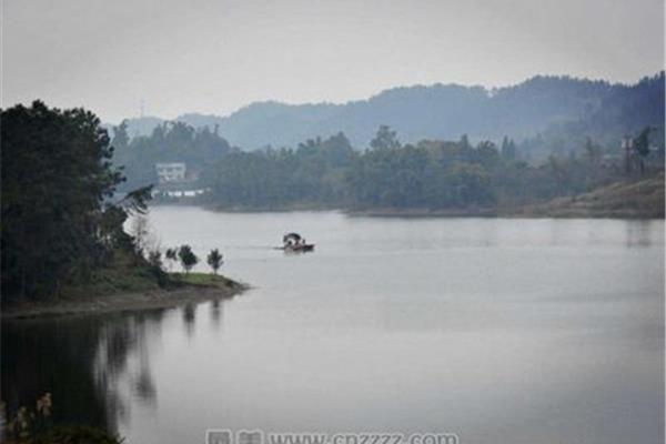 古宇湖旅游攻略