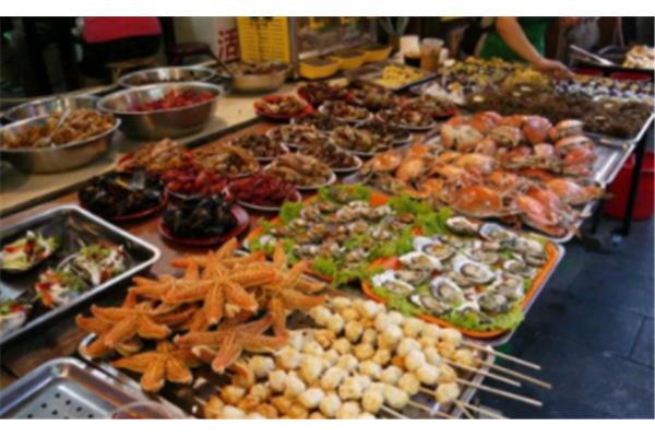 青島臺東夜市特色美食攻略