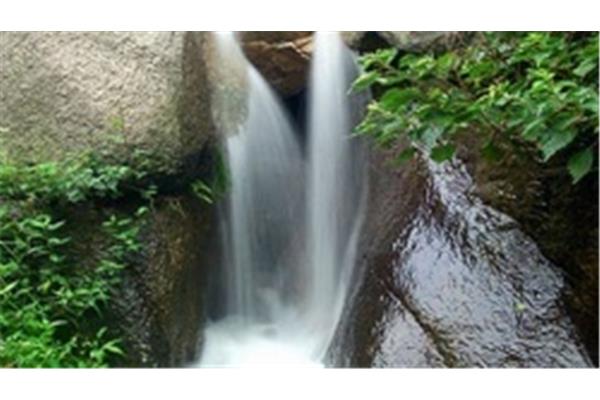 好運(yùn)谷旅游攻略