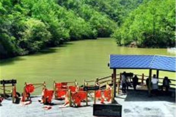 好運(yùn)谷旅游攻略