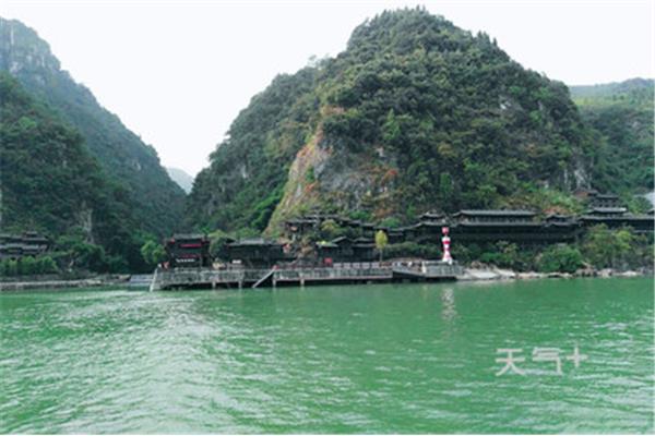 怎樣游覽長江三峽 游覽長江三峽的作文