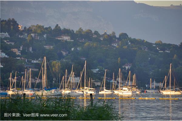 瑞士島湖旅游攻略