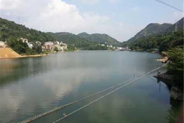 ߅M(fi)~(y)ĵط _(ti)ݜˮĺ